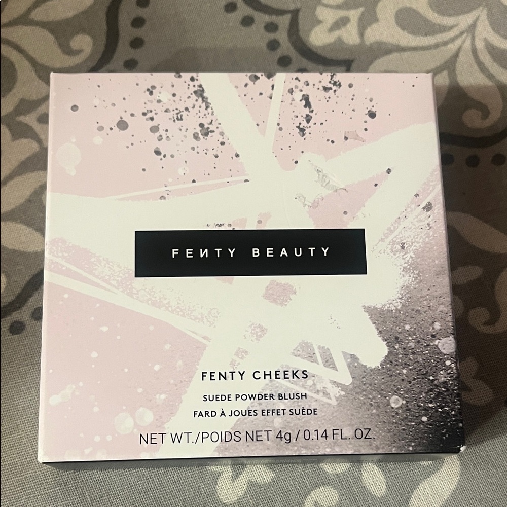 💕 Fenty Beauty Suede Powder Blush - Soft Pink💕